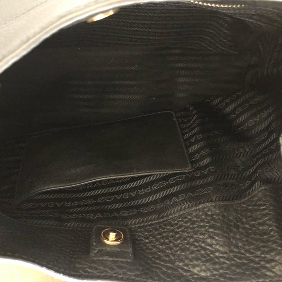 Prada Bag - Picture 4 of 12